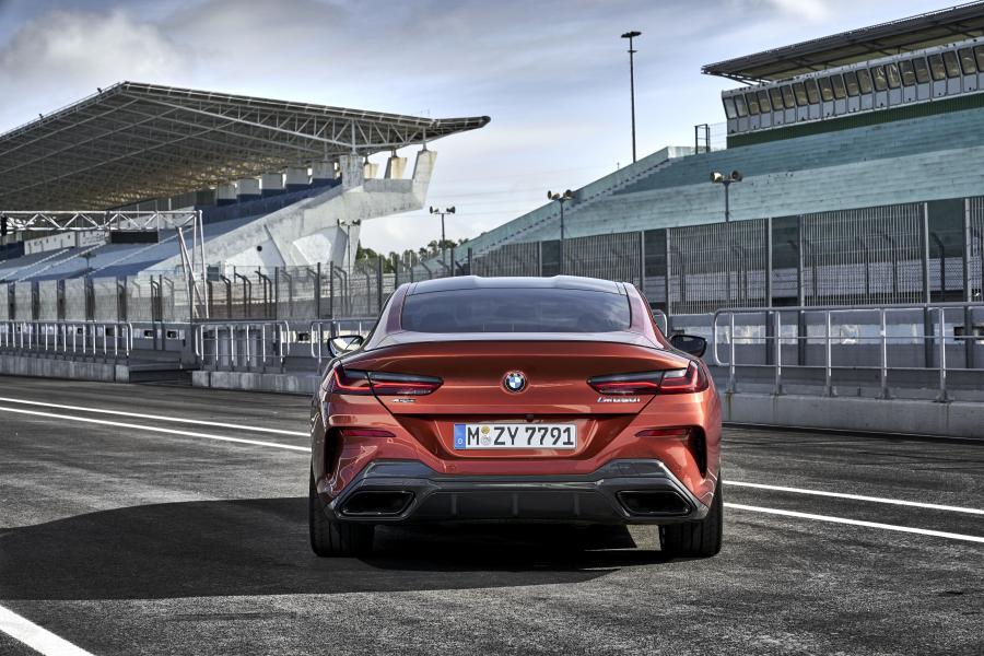  BMW M850i xDrive Carbon Package (G15) 2018 года  (WW) (фото 35 из 287)